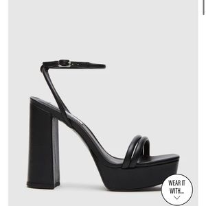 Steve Madden Lofty heels